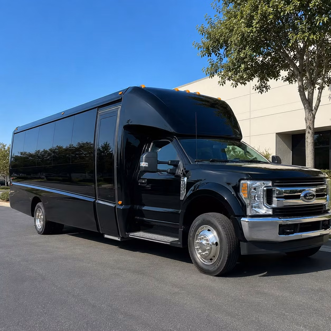 minibus rentals for nampa elementary and middle school field trips