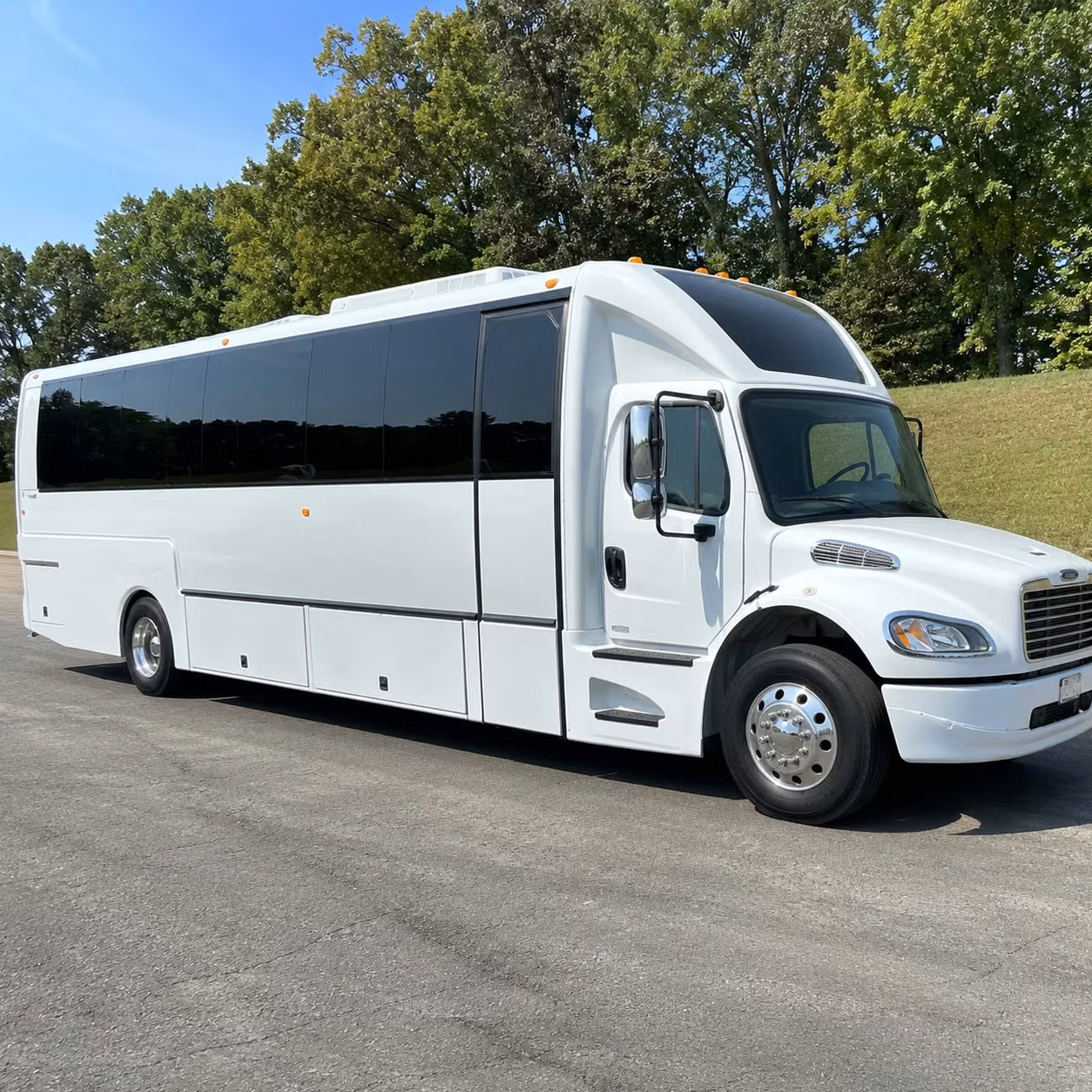nampa party buses for prom night that keep the energy going all night long